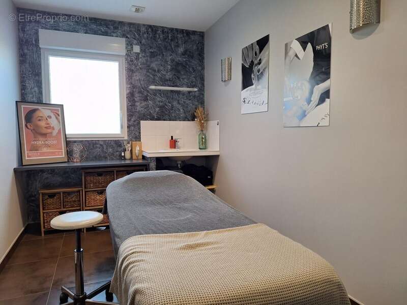 Commerce à CHATEAU-GONTIER