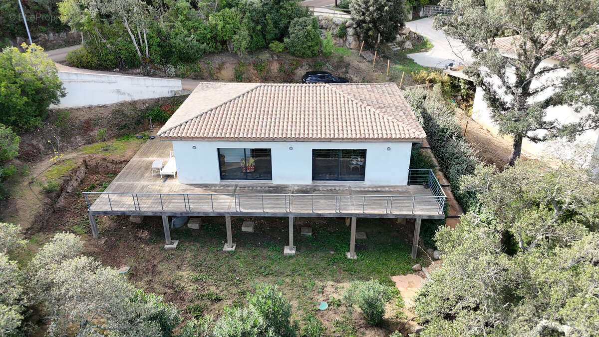 Maison à PORTO-VECCHIO