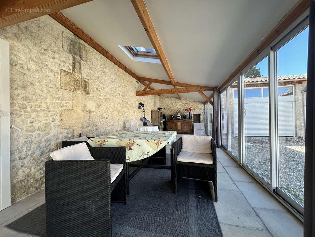 Maison à SAINT-EUGENE