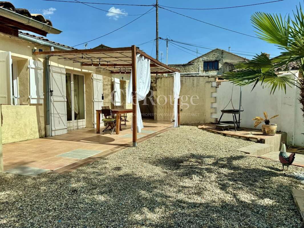 Maison à DURAS