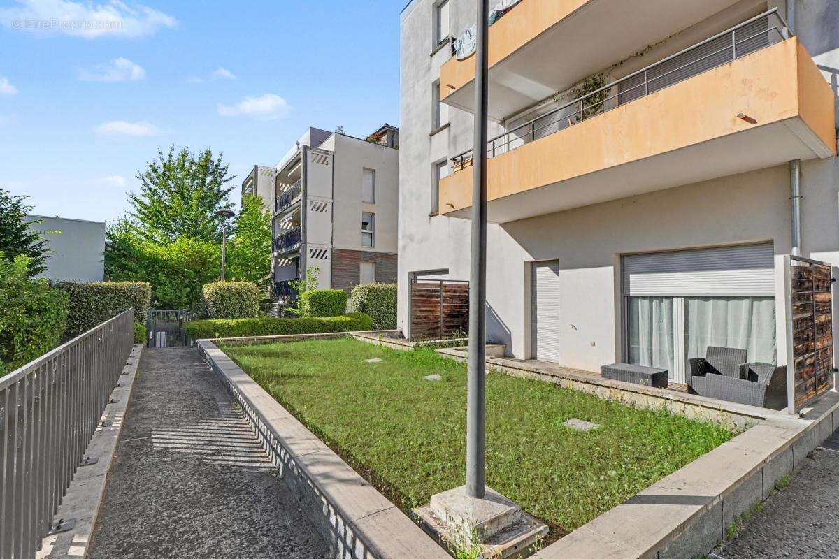BALMA VIDAILHAN : Appartement T2 – 45 m² avec Terrasse et Parking Privatif - photo 13