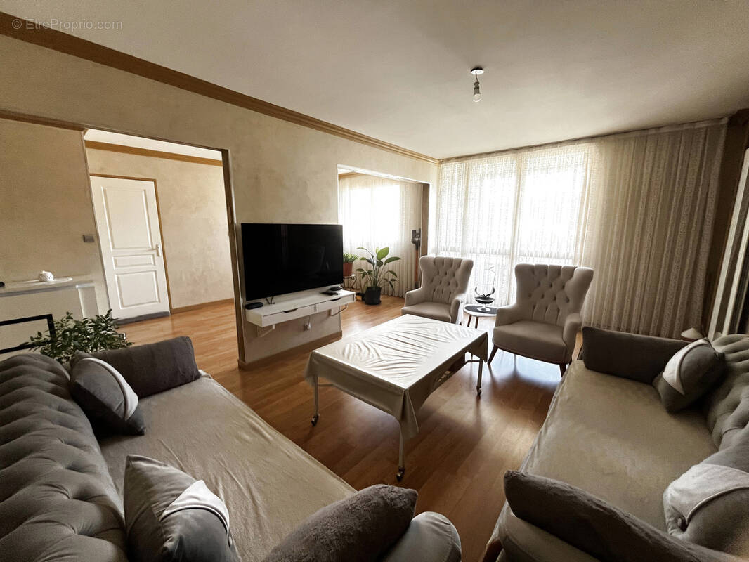 Appartement à ECHIROLLES