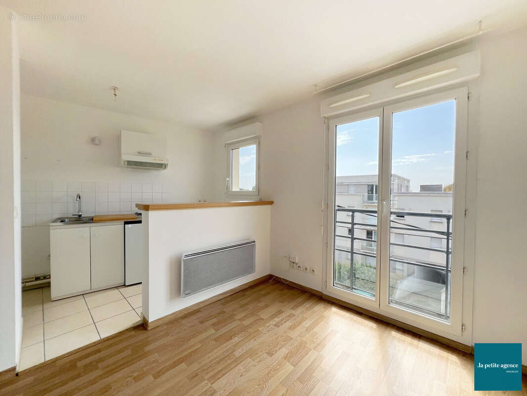 Appartement 42 m² à Caen  - photo 3