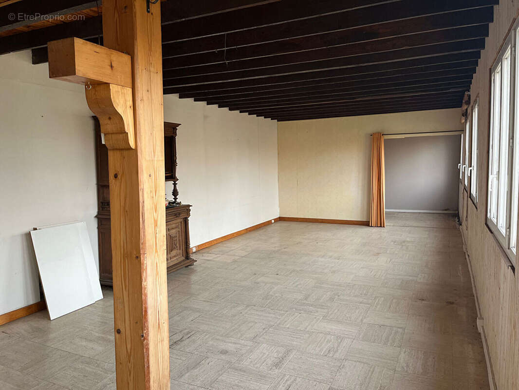 Maison à LE BLANC-MESNIL