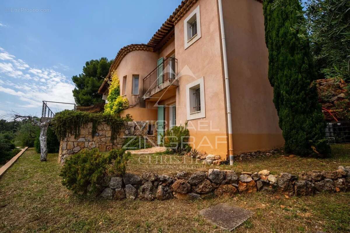Maison à GRASSE