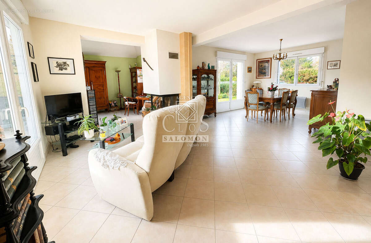 Maison proche bourg à SAINT-GILDAS-DE-RHUYS - photo 3