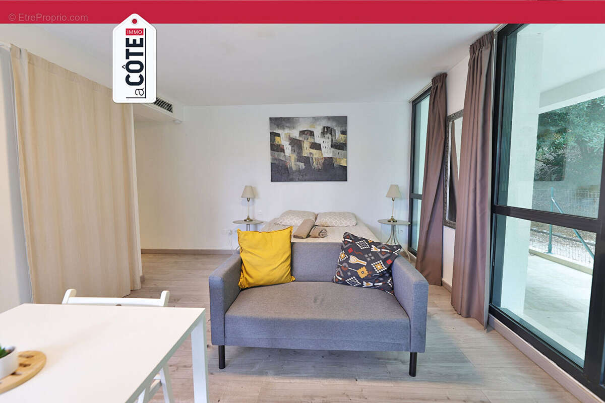 Appartement à CARRY-LE-ROUET