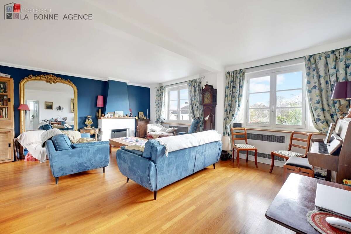 Maison à MAREIL-MARLY