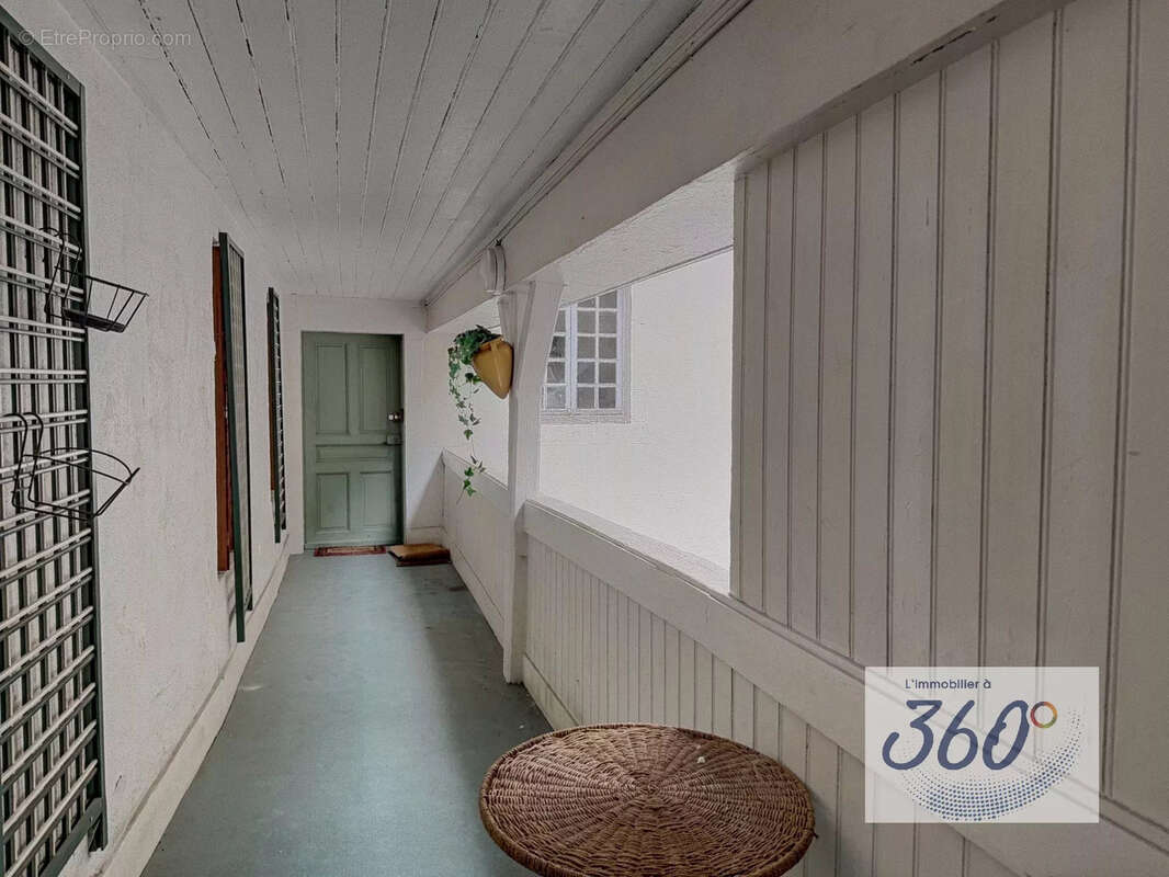 Appartement à LONS-LE-SAUNIER