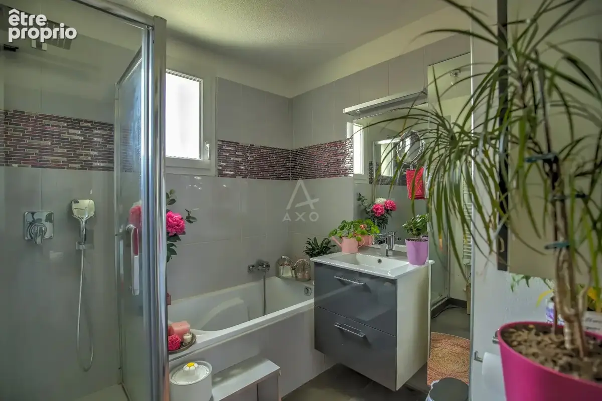 Maison 85 m² à Saint-Jory  - photo 10