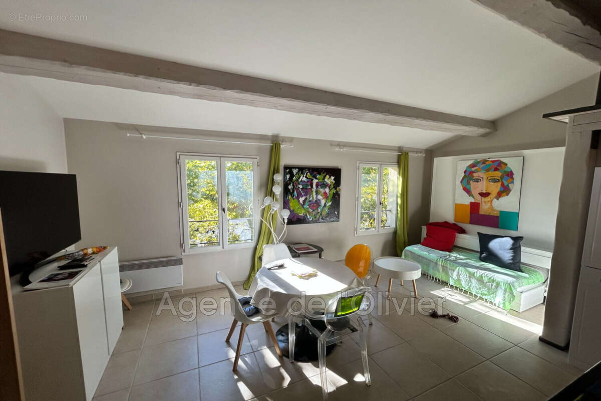 Appartement à VALBONNE