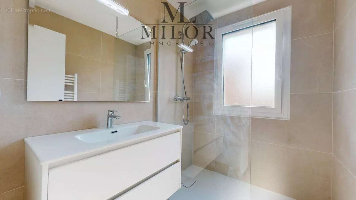 Appartement à CAGNES-SUR-MER