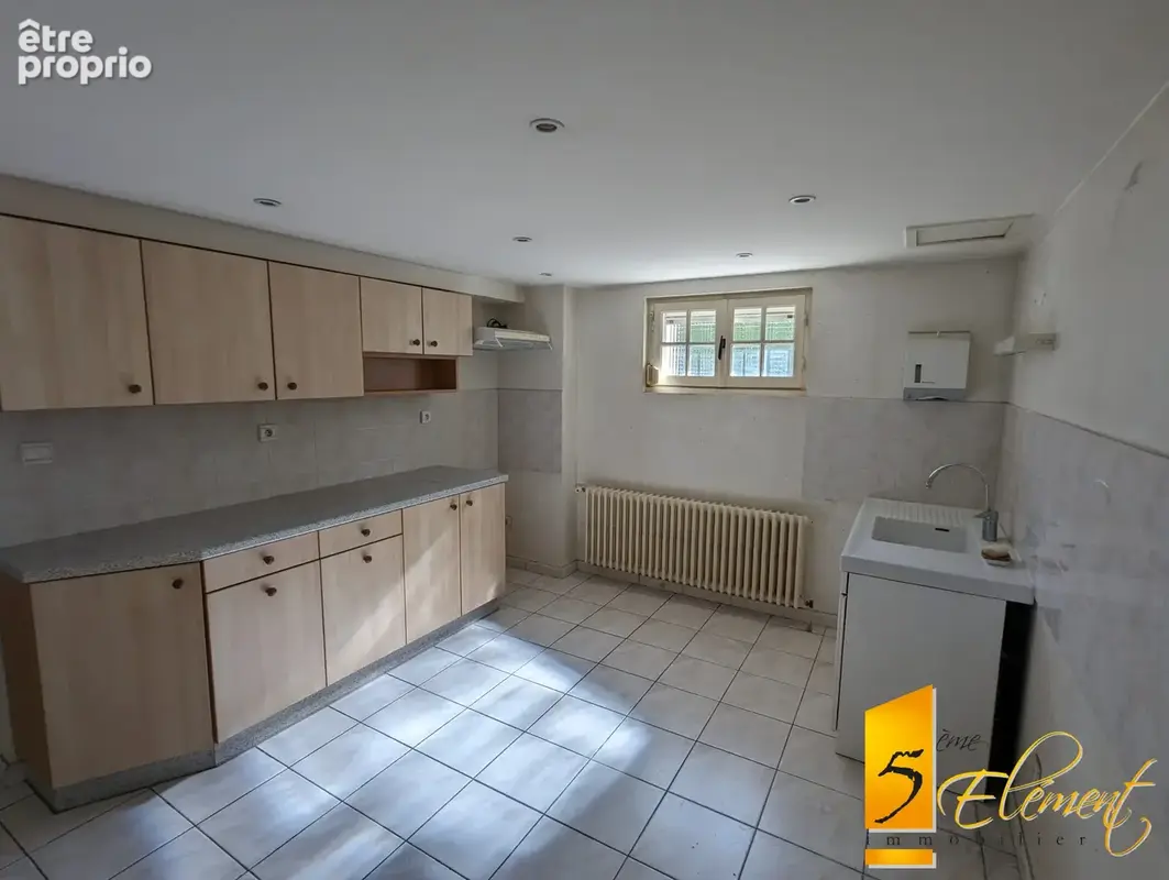 Maison 6 pièces 179 m² à vendre à Millery (69390) - photo 8
