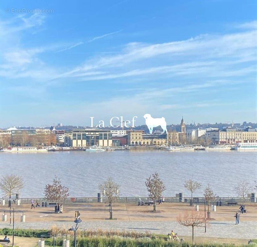 Appartement à BORDEAUX