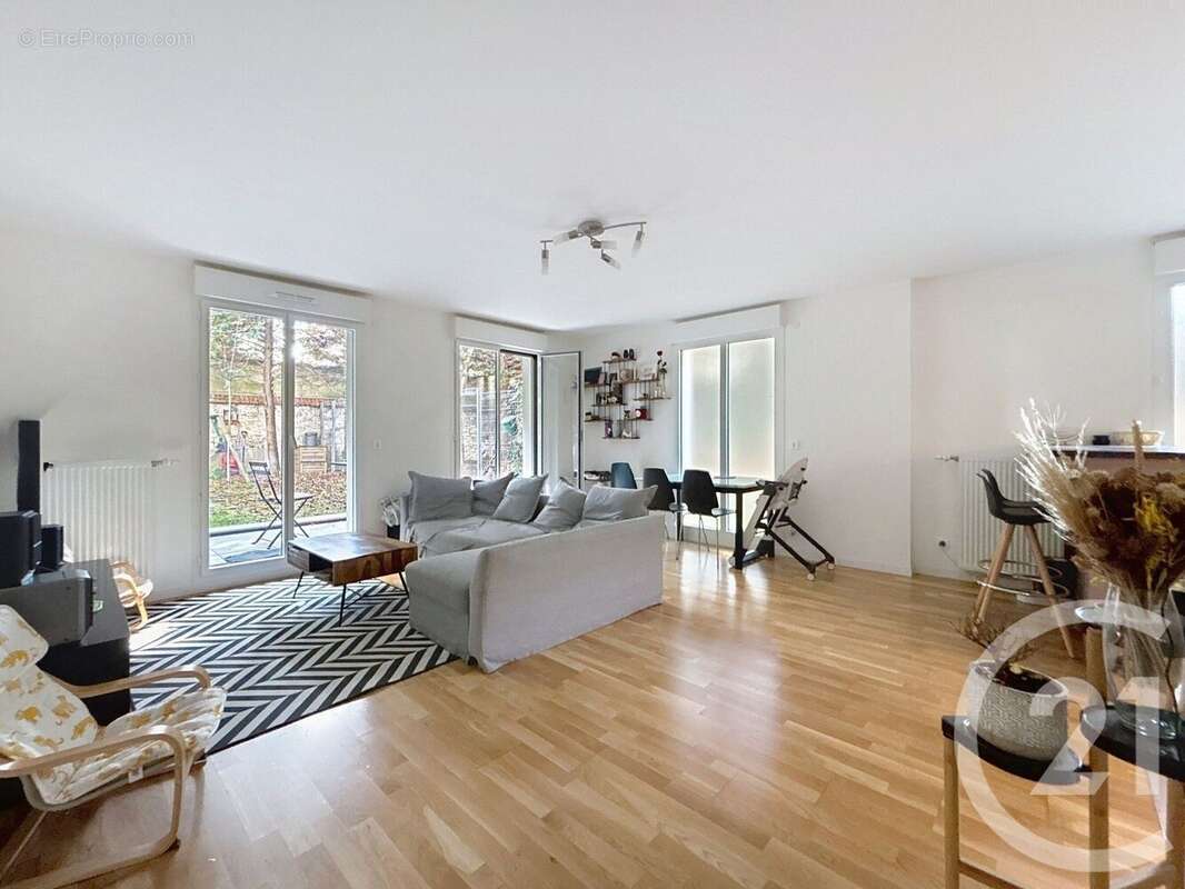 Photo 2 - Appartement à THIAIS