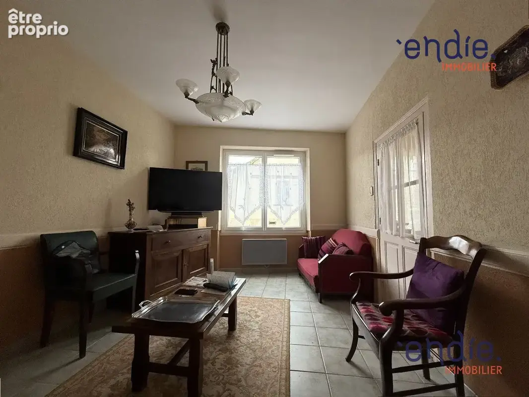 Maison 8 pièces 177 m² à vendre à Monetay-Sur-Loire (03470) - photo 4