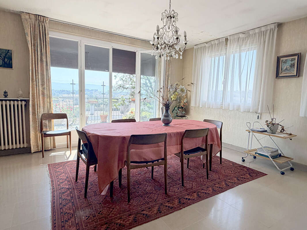 Appartement à VALENCE