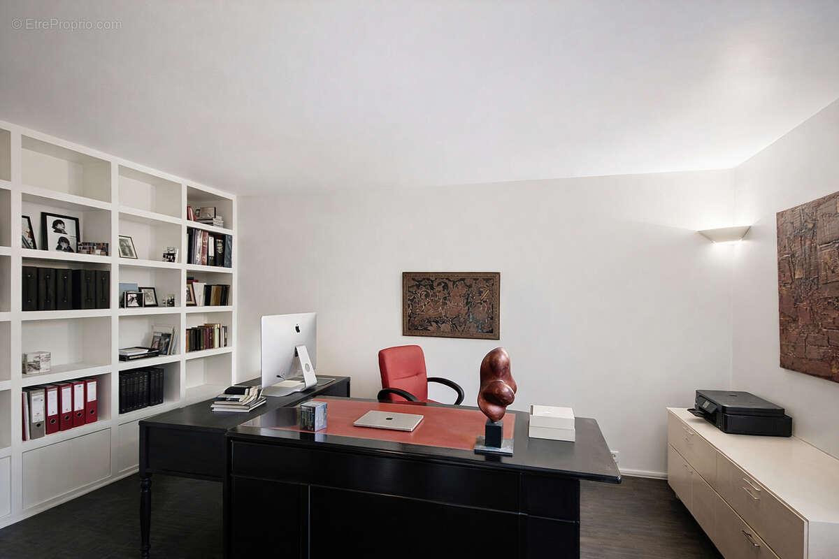 Appartement à SURESNES