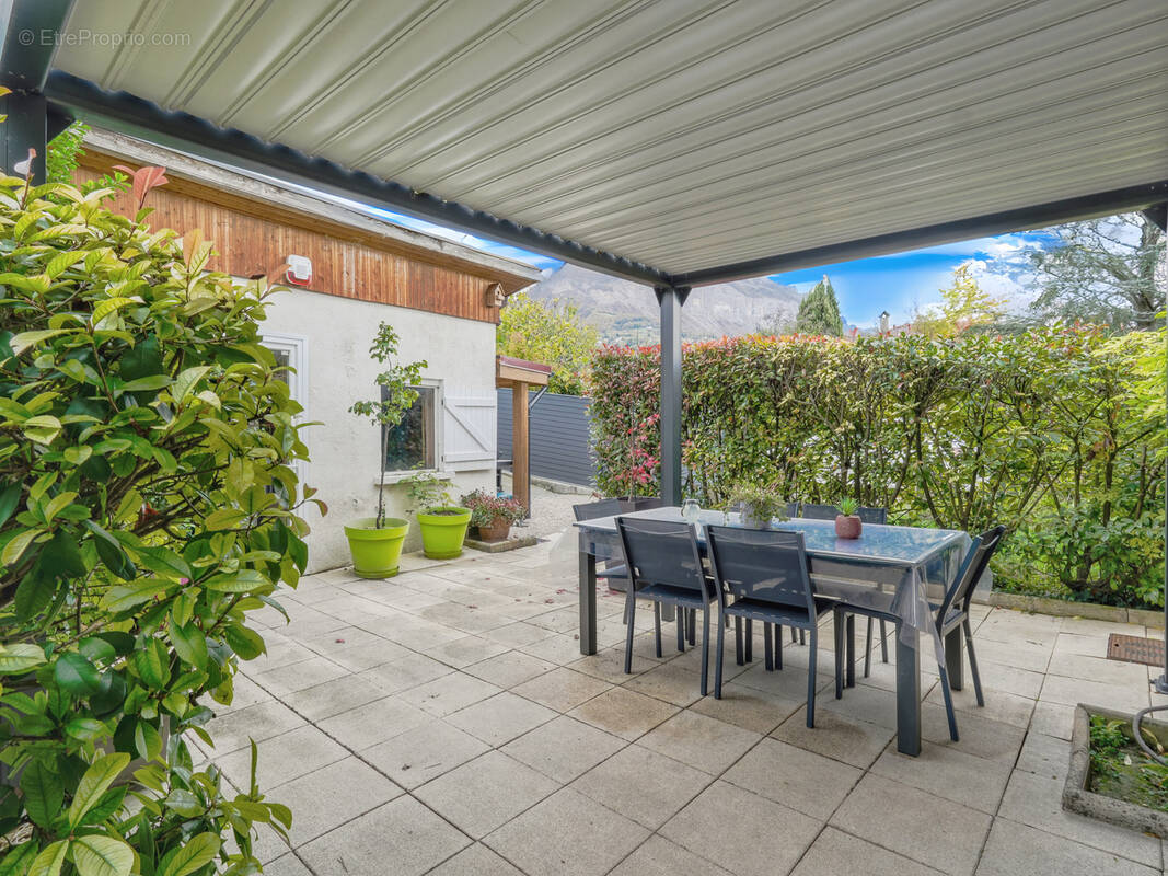 Appartement à LA TRONCHE