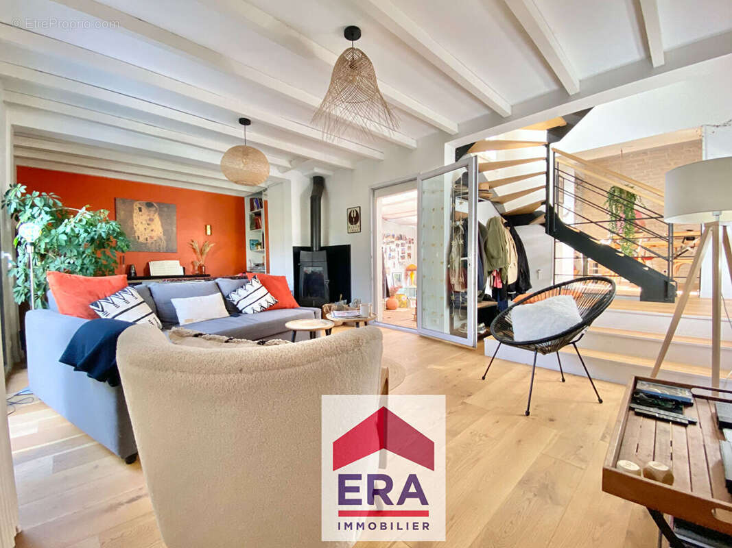 Maison à SARTROUVILLE