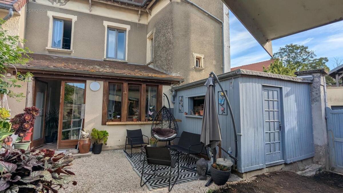 Maison à DROCOURT