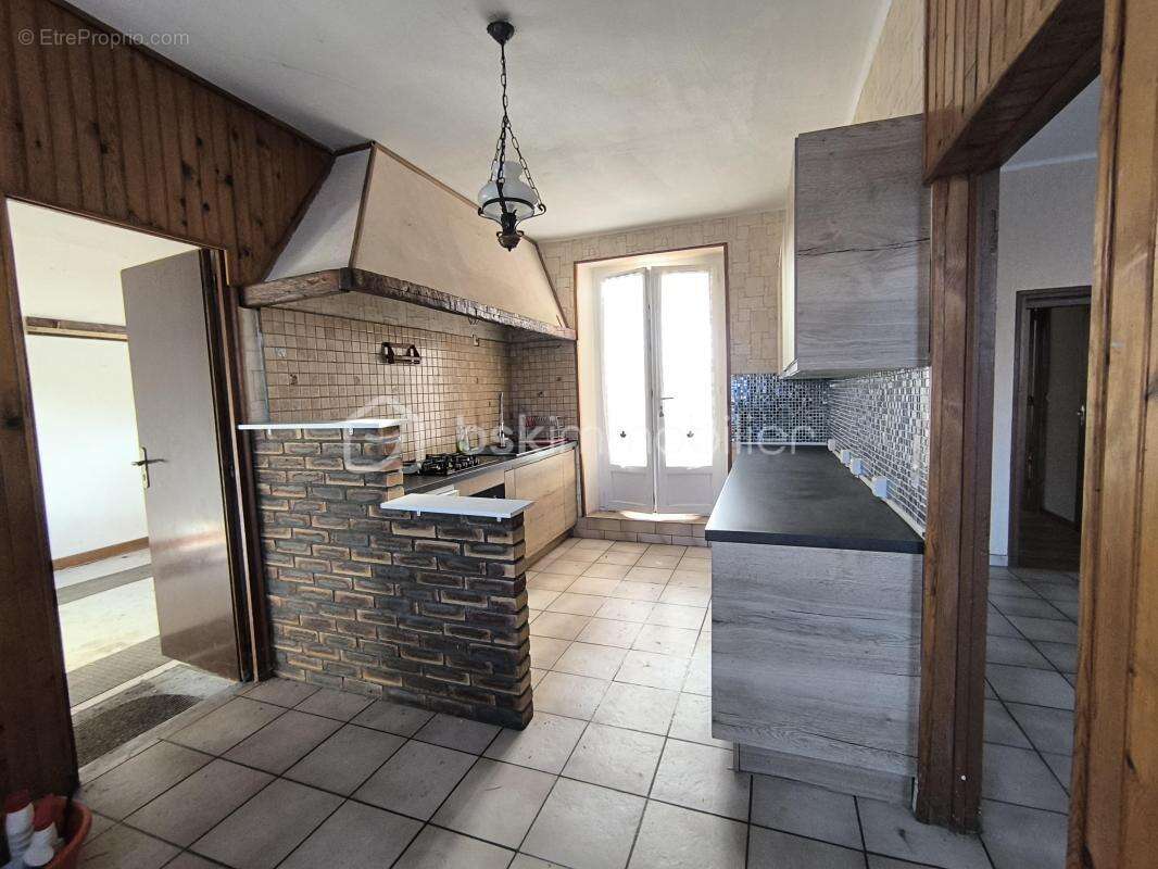 Maison 70 m² à Saint-Florentin  - photo 3