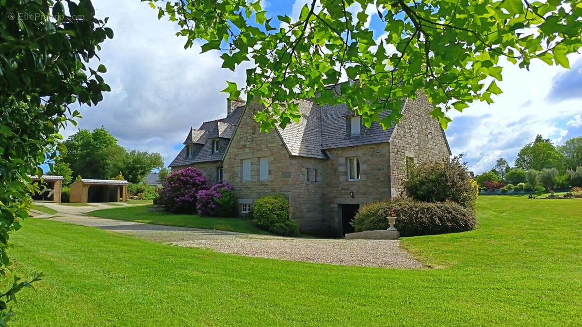 Maison à LANDIVISIAU