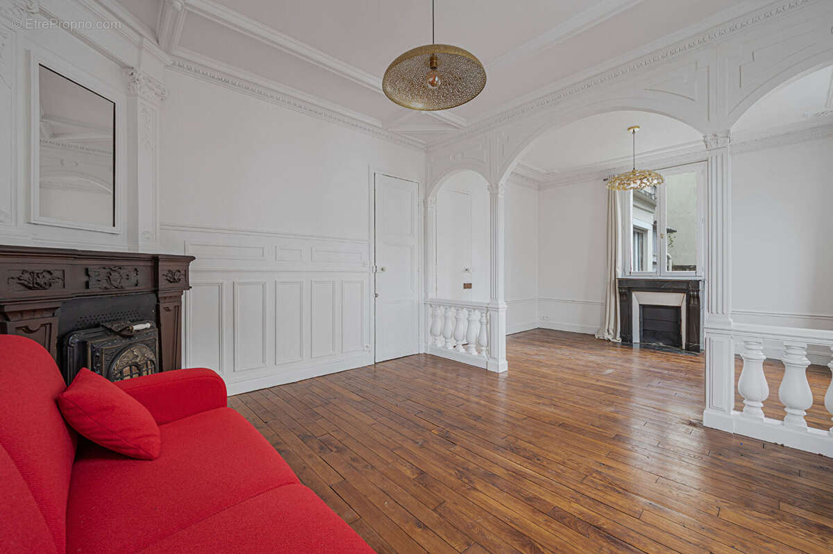 Maison de caractère en centre-ville - photo 9