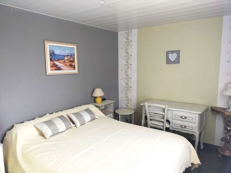 Maison à vendre 8 pièces  (33) - photo 13