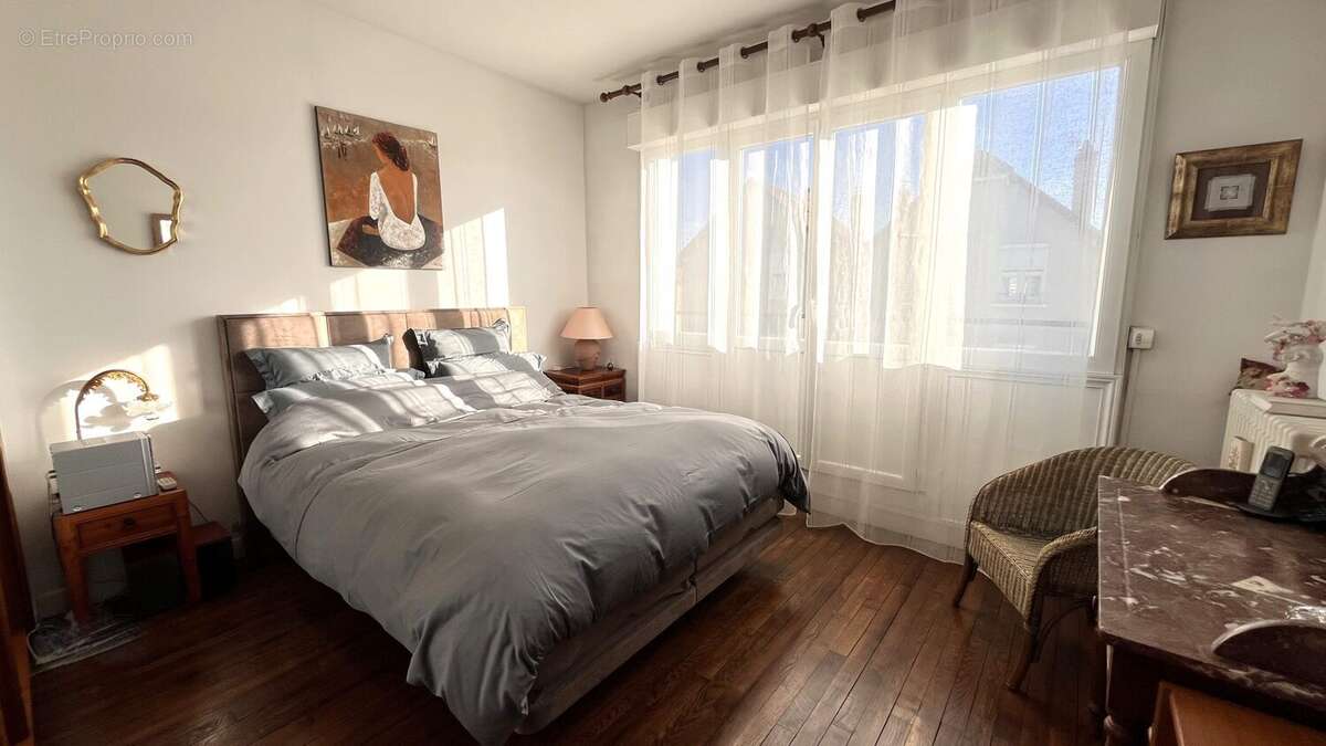 Maison à LA FRETTE-SUR-SEINE