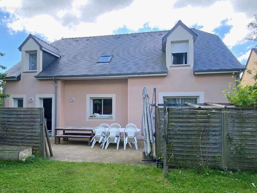 Maison à SAINT-BERTHEVIN