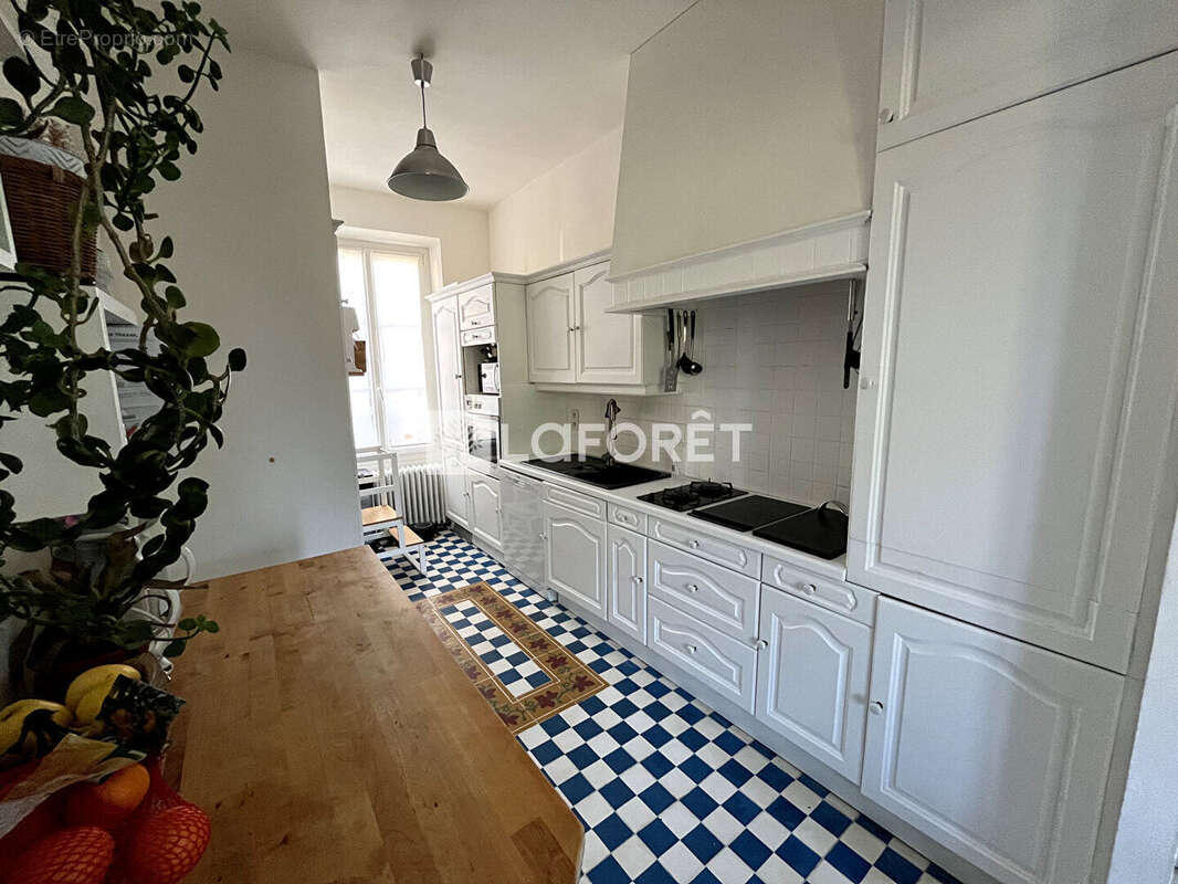 Maison à MEZY-SUR-SEINE