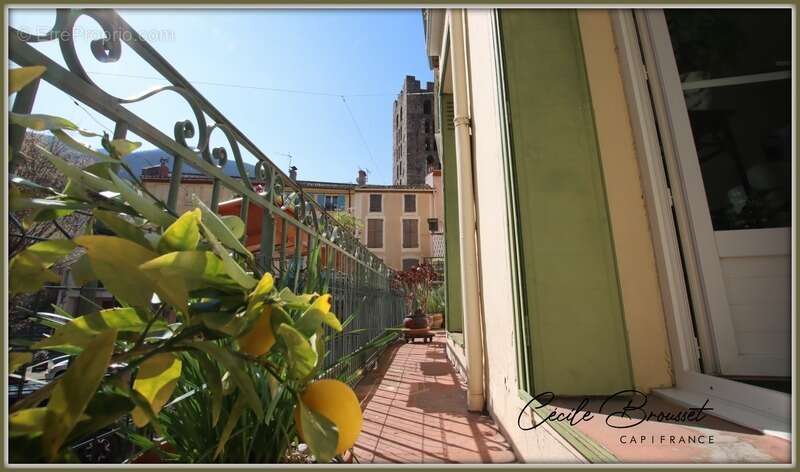 Appartement à ARLES-SUR-TECH