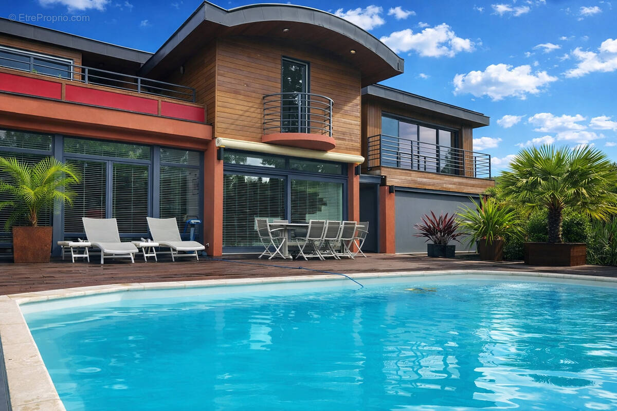 Maison à MONTLIGNON