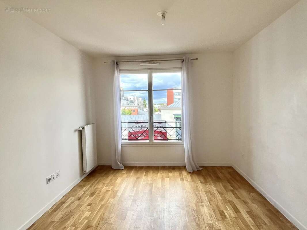 92140 clamart - appartement 3/4 pièces avec balcon et parking - photo 5