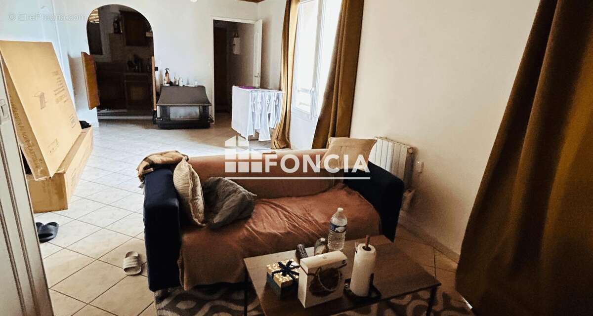 Appartement à MARSEILLE-15E