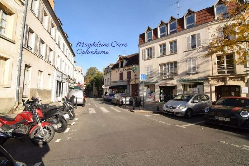 Appartement à SAINT-MAUR-DES-FOSSES