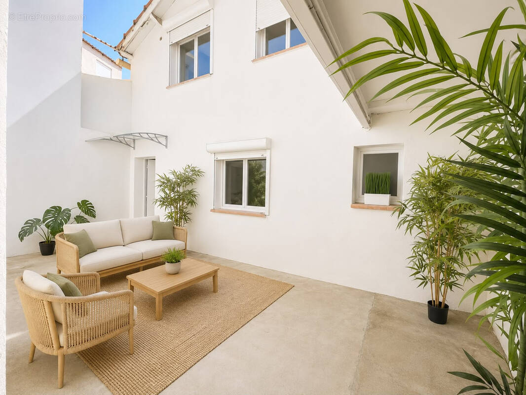 Maison à MARSEILLE-5E