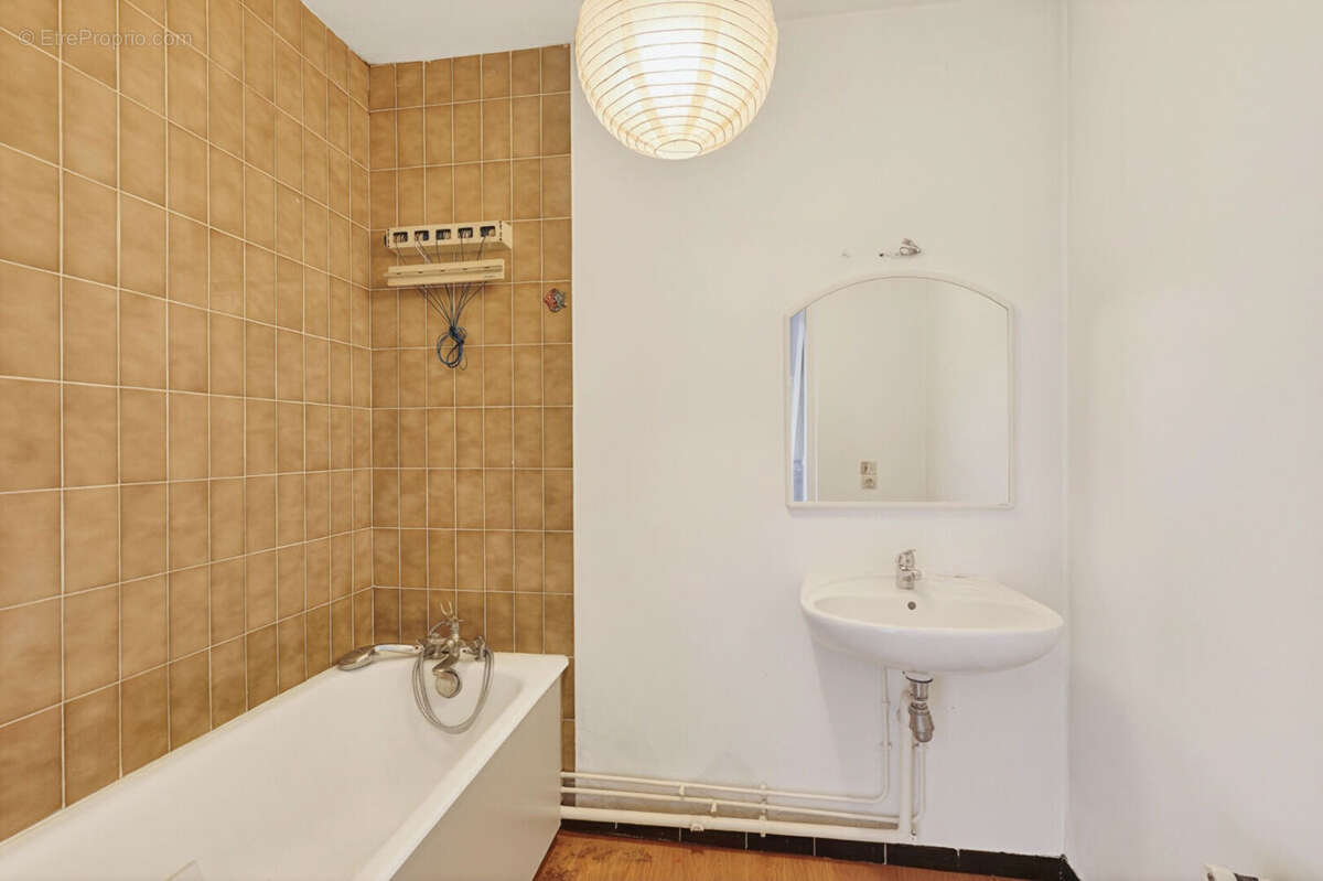 Appartement à PARIS-11E
