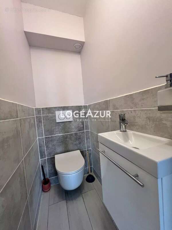 Vente appartement  antibes - 2 chambres - garage - photo 13