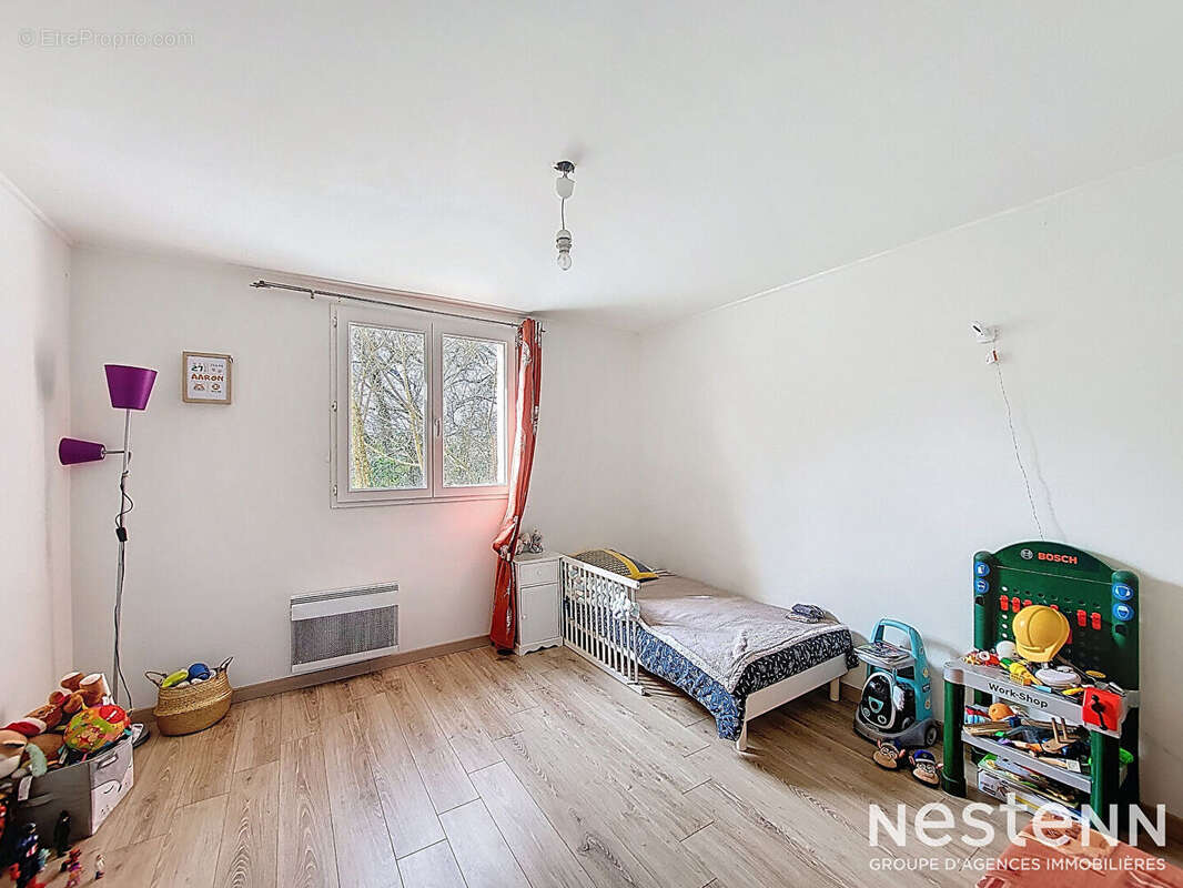 Maison à LARROQUE-ENGALIN