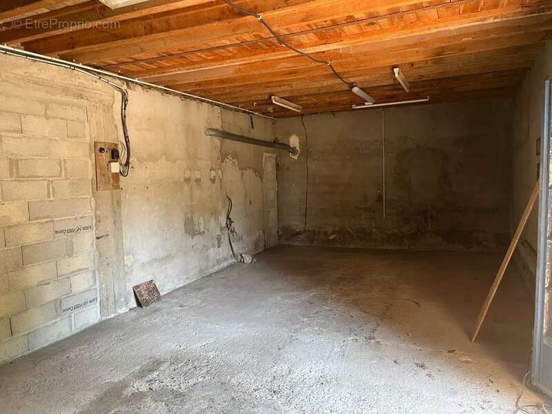 Maison saine, lumineuse et évolutive de 5 pièces au calme sur jardin clos avec fort potentiel d'agrandissement à PESSAC proche H - photo 10