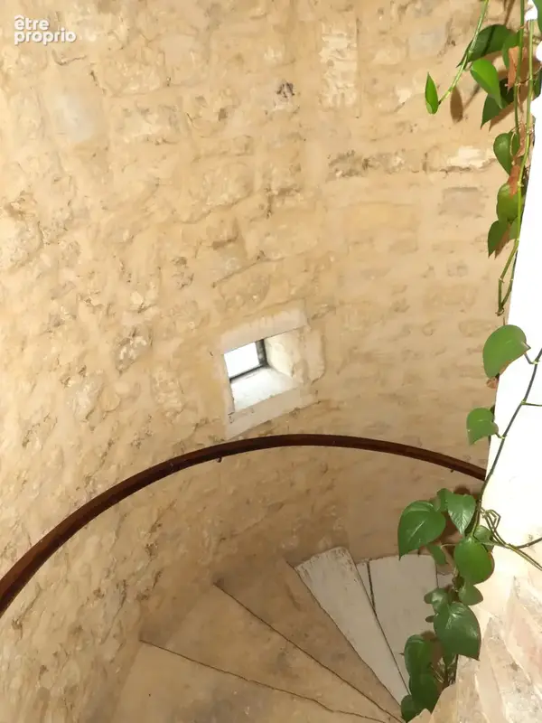 Maison de caractère 2 chambres avec jardin plein centre de SAINT SAVINIEN - photo 14