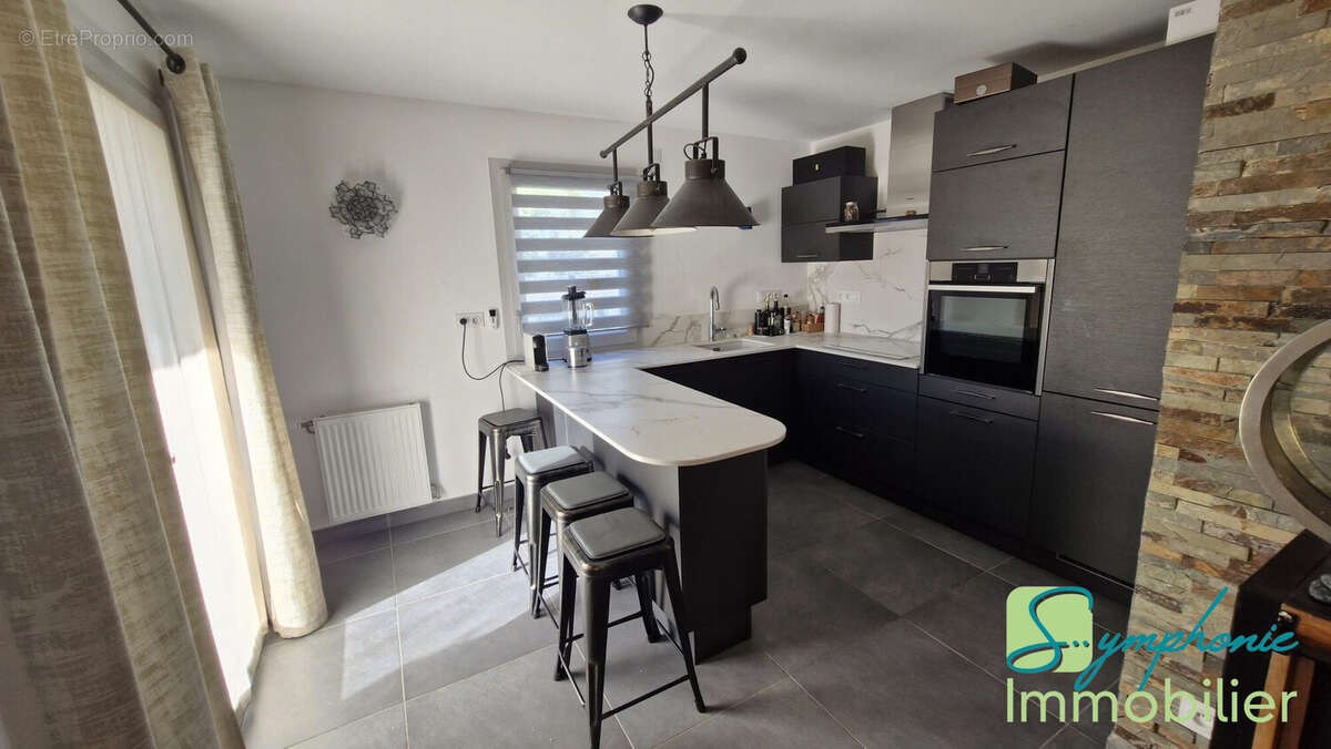 Appartement à LA RAVOIRE