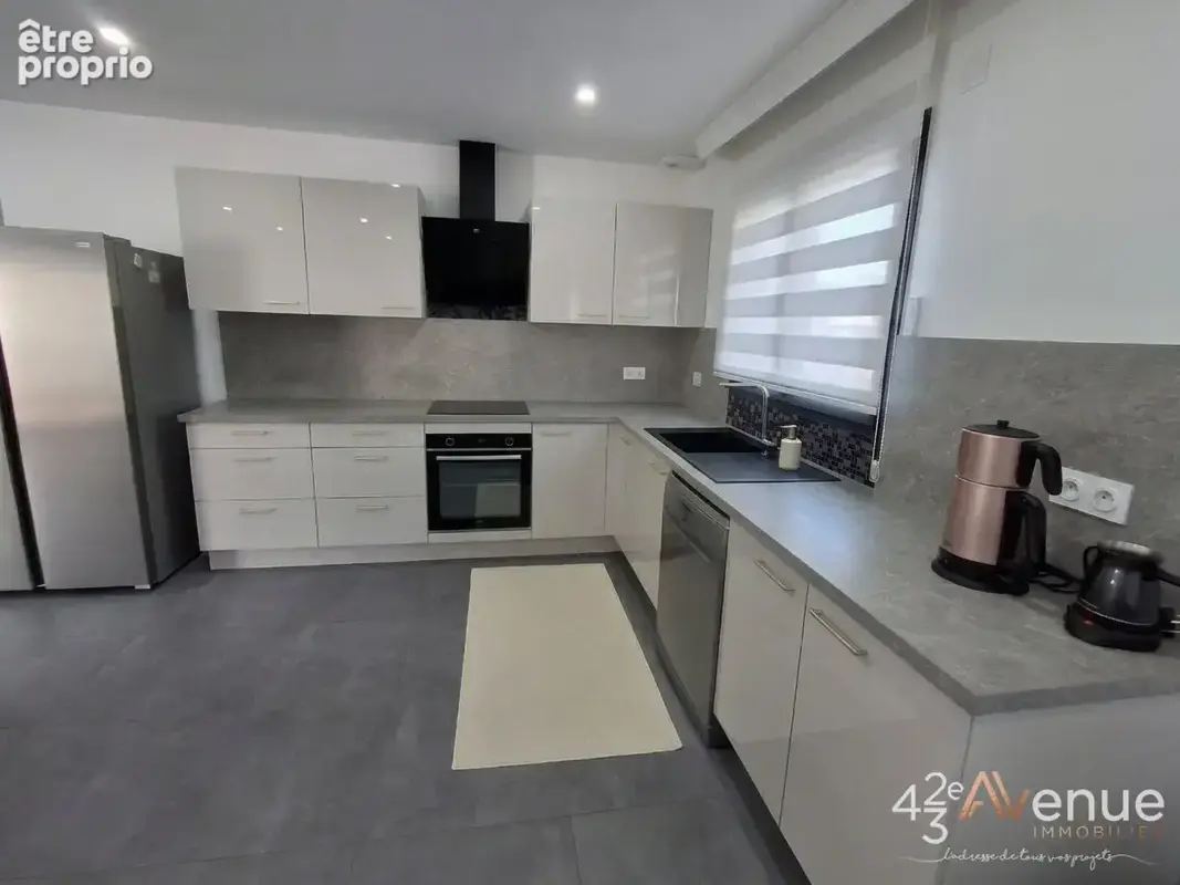 Maison 5 pièces 150 m² à vendre à Sury-Le-Comtal (42450) - photo 3