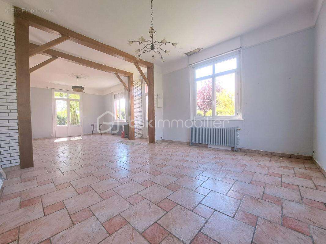 Maison de 5 chambres avec garage et jardin 3 minutes de nouvion, 10 minutes d'abbeville et environ 20 minutes de la baie de somm - photo 4