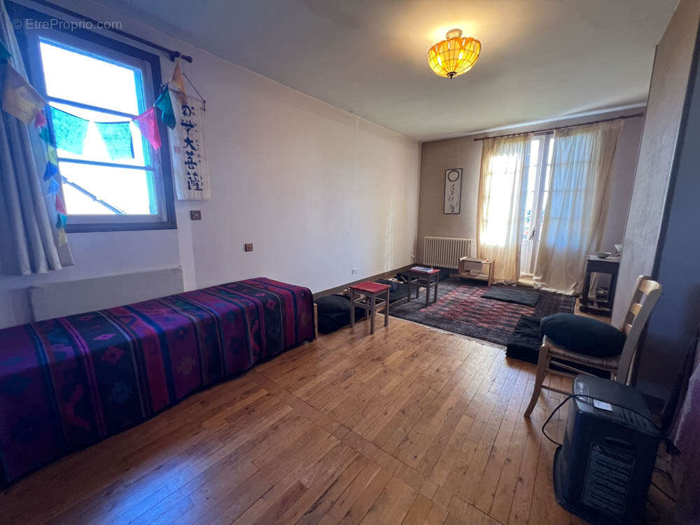 Maison à GUERQUESALLES