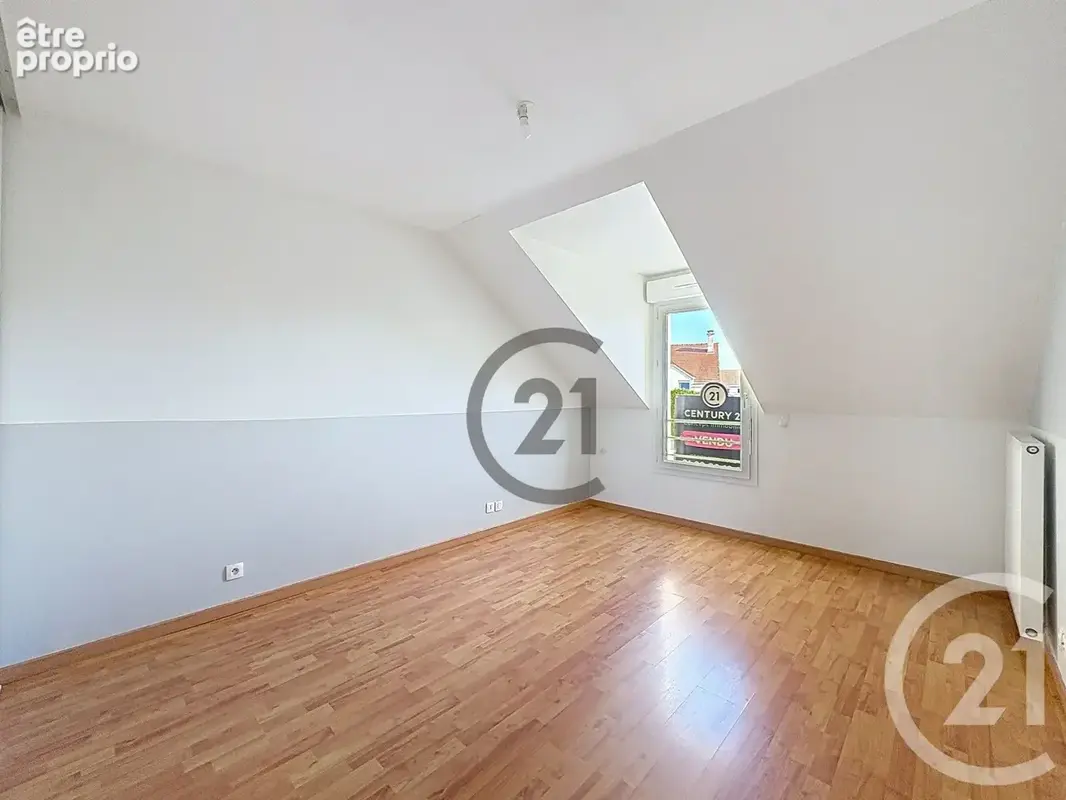 Maison 5 pièces 100 m² à vendre à Brie-Comte-Robert (77170) - photo 7