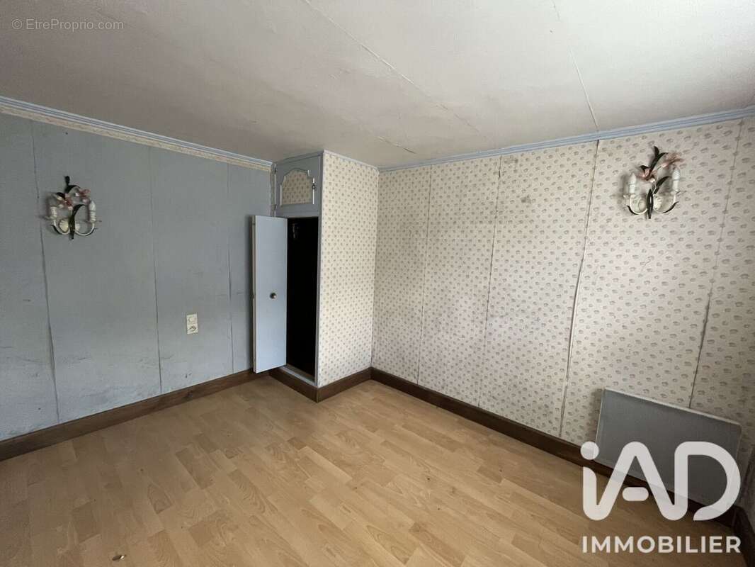 Maison 178 m² à Tremblay-Les-Villages  - photo 7
