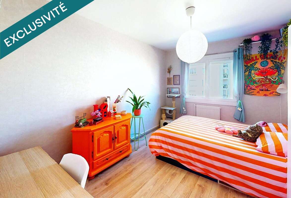 Photo 5 - Appartement à DECINES-CHARPIEU